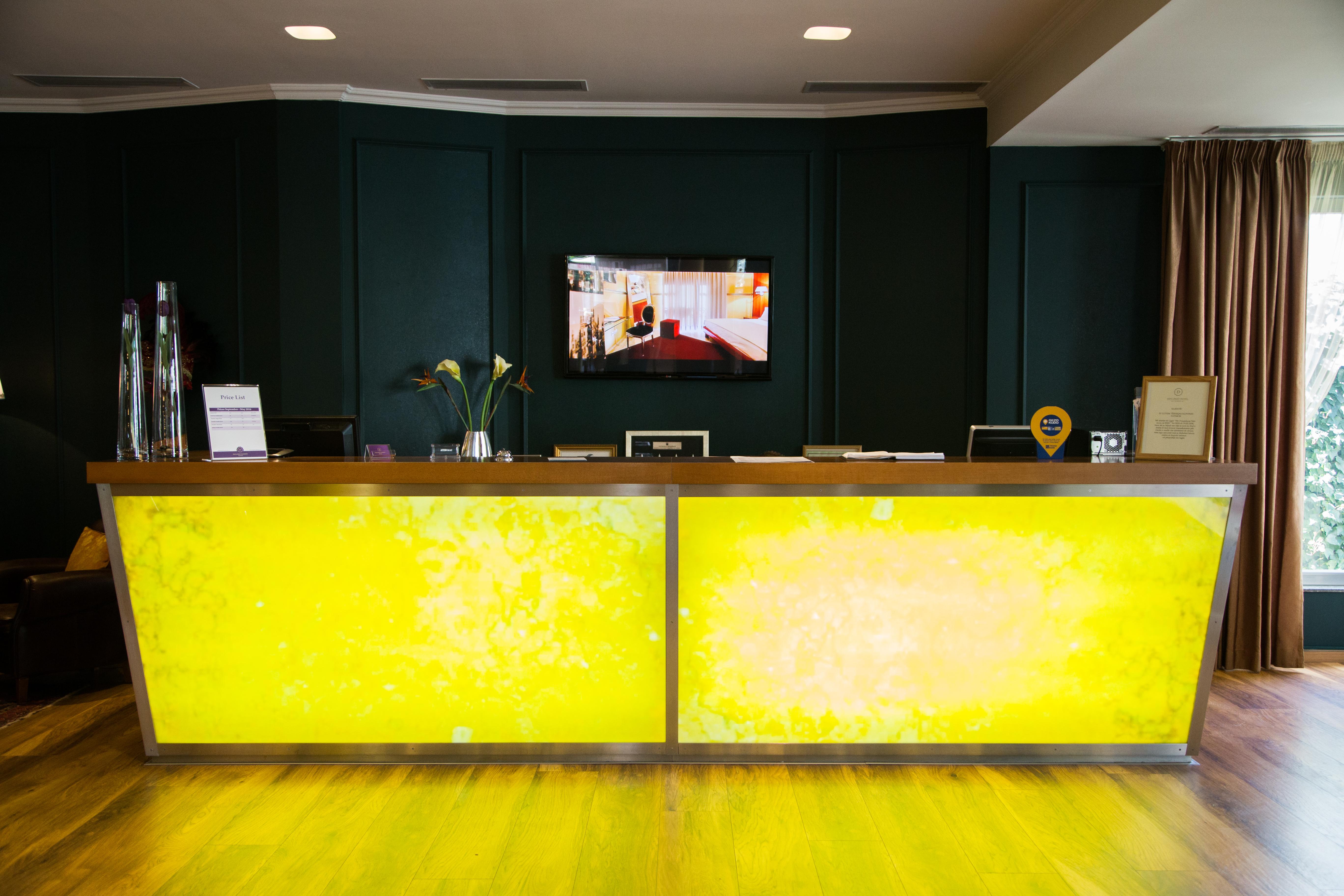 Diplomat Hotel & Spa Tirana Zewnętrze zdjęcie