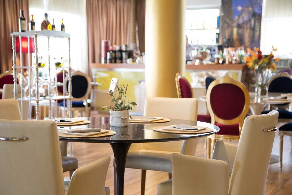 Diplomat Hotel & Spa Tirana Zewnętrze zdjęcie