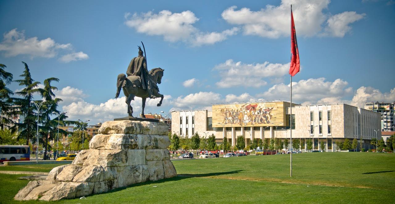 Diplomat Hotel & Spa Tirana Zewnętrze zdjęcie