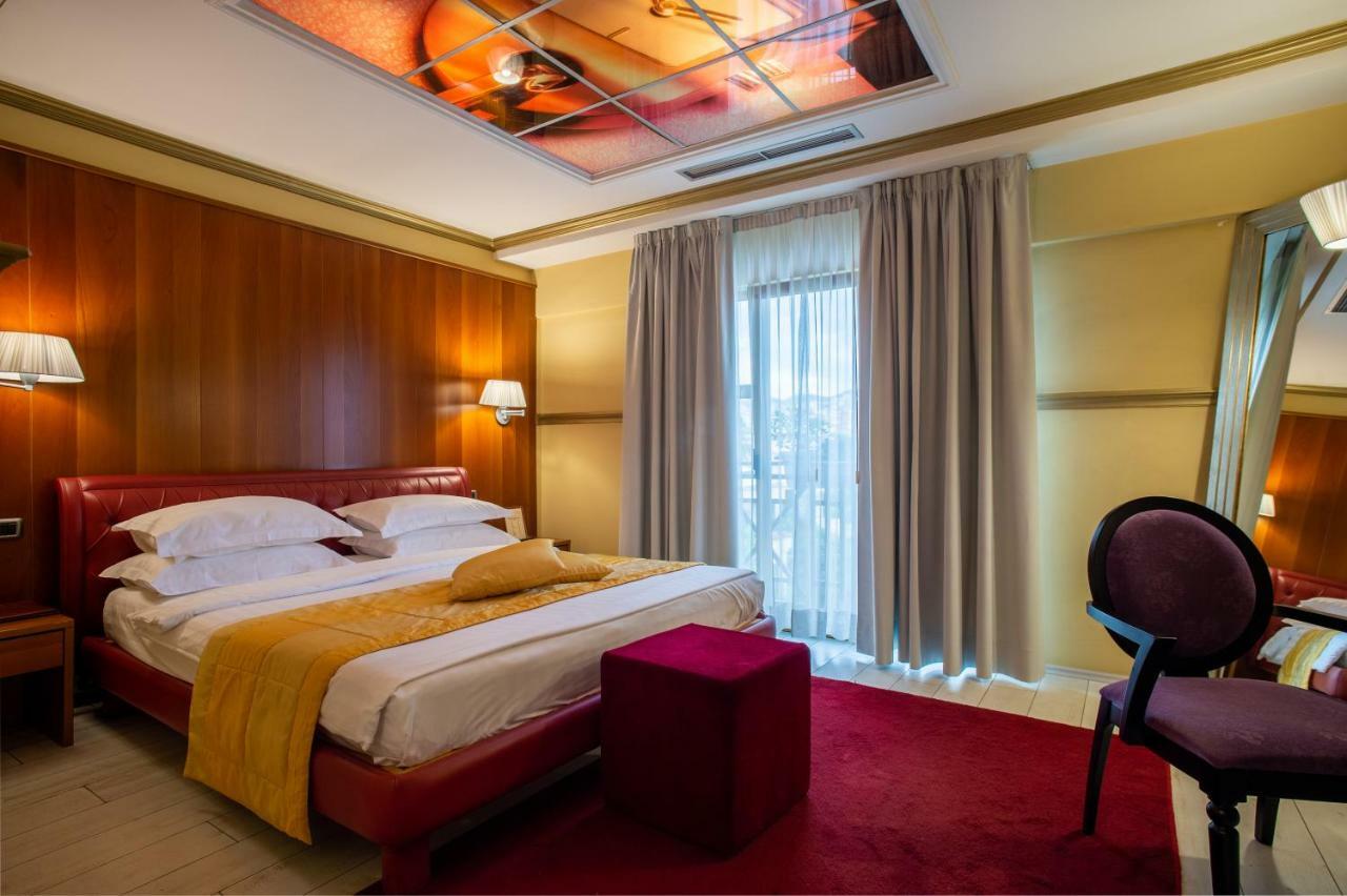 Diplomat Hotel & Spa Tirana Zewnętrze zdjęcie
