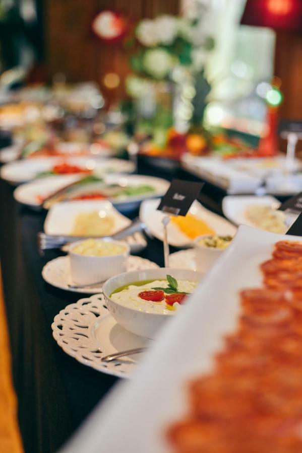 Diplomat Hotel & Spa Tirana Zewnętrze zdjęcie